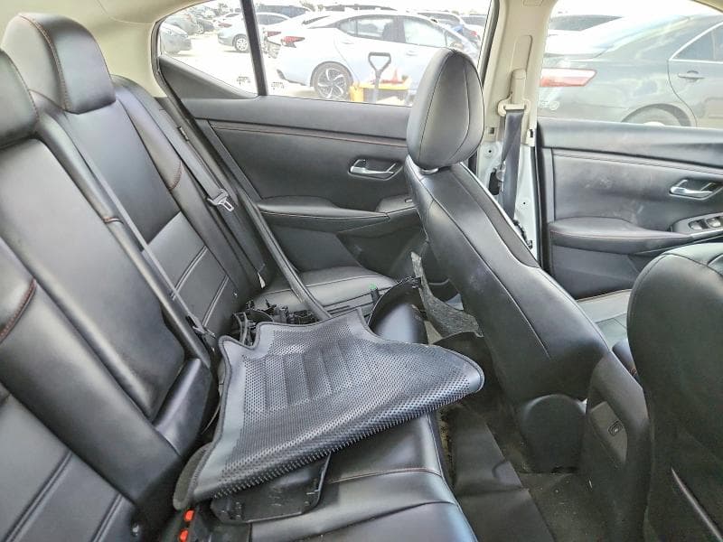 2024 NISSAN SENTRA SR 10
