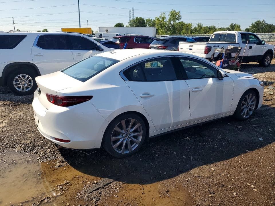 2019 MAZDA 3 PREMIUM 3