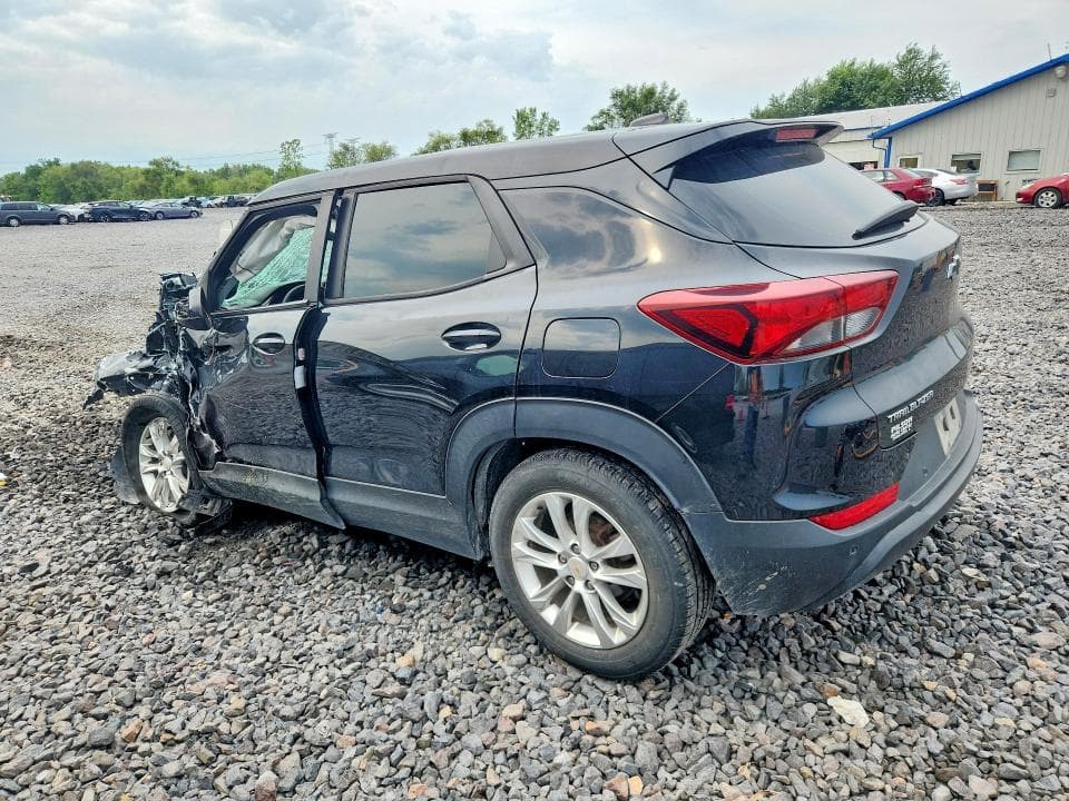 2021 CHEVROLET TRAILBLAZER LS 2