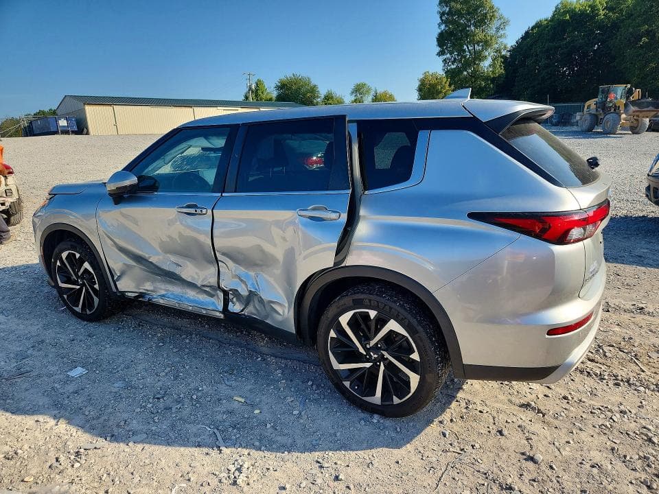 2023 MITSUBISHI OUTLANDER SE 2
