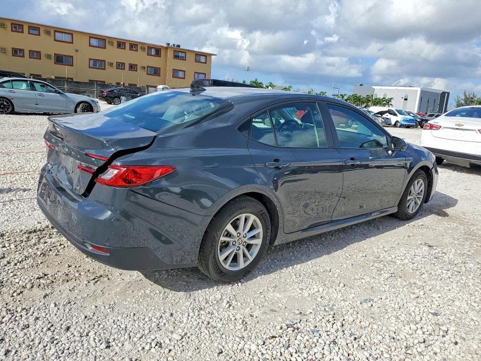 2025 TOYOTA CAMRY LE 3
