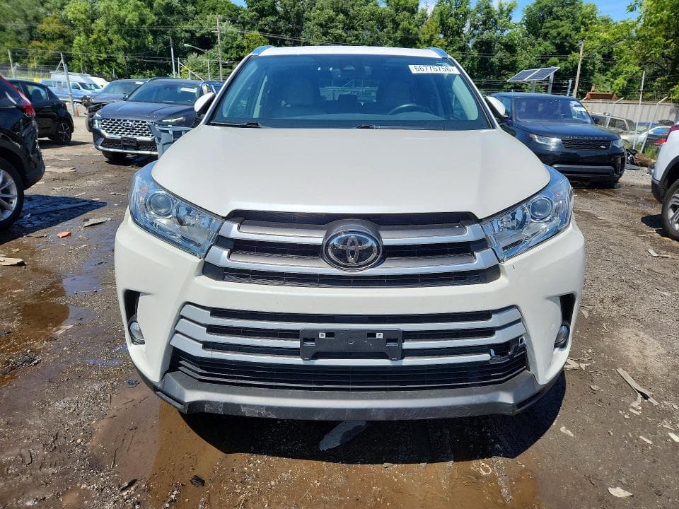 2017 TOYOTA HIGHLANDER XLE 5