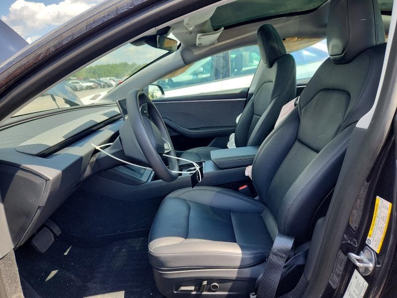 2025 TESLA MODEL 3 7