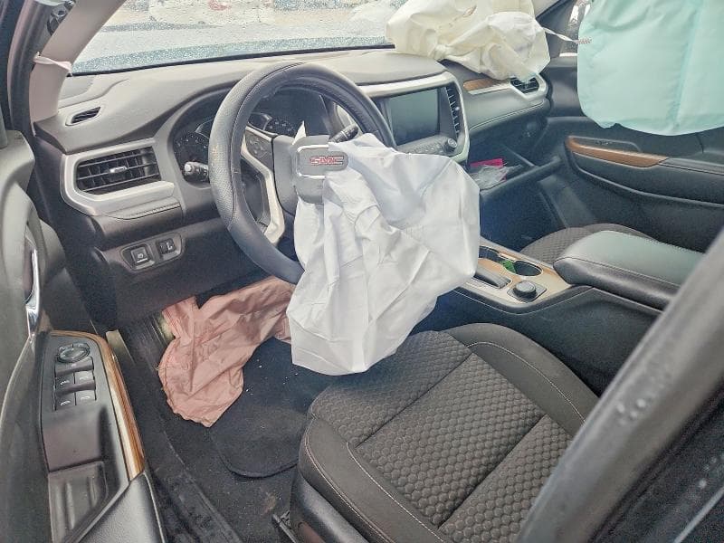 2019 GMC ACADIA SLE 8