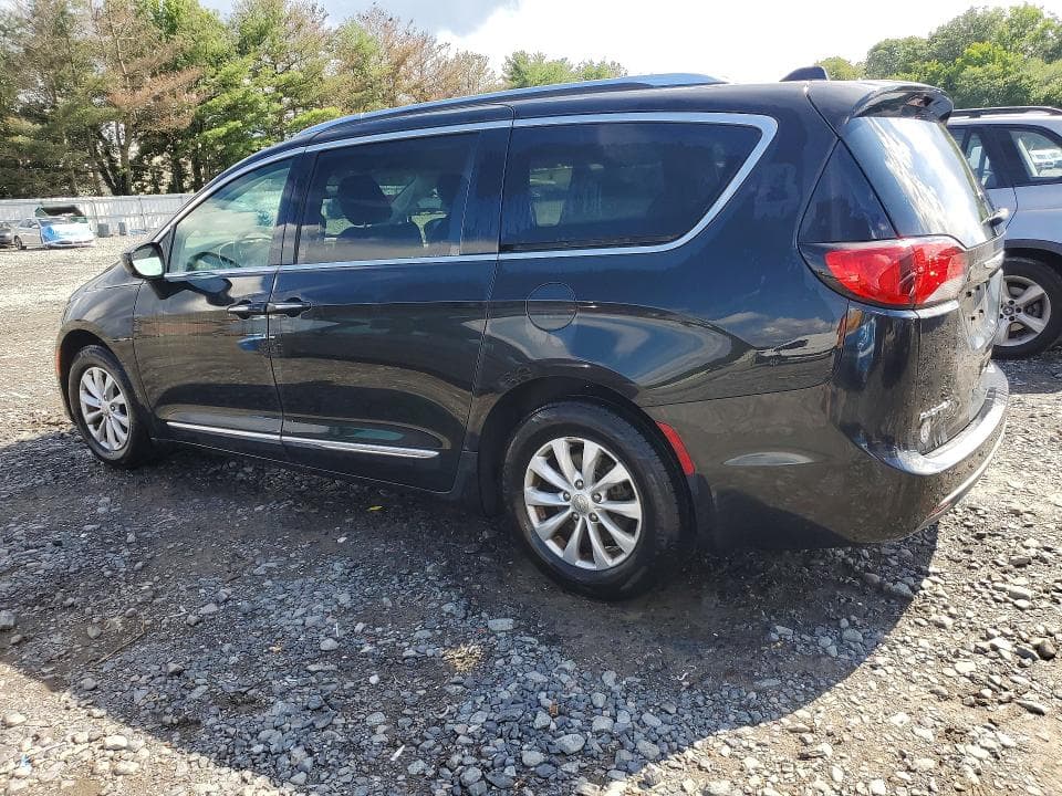 2019 CHRYSLER PACIFICA TOURING L 2