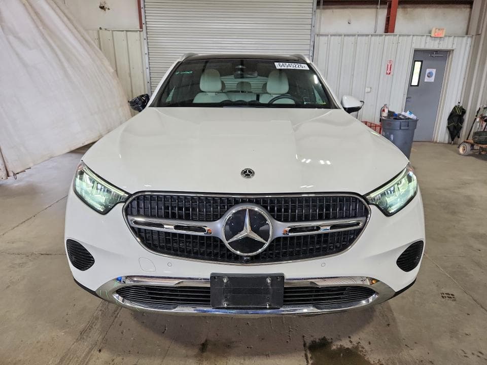 2023 MERCEDES-BENZ GLC 300 4MATIC 5