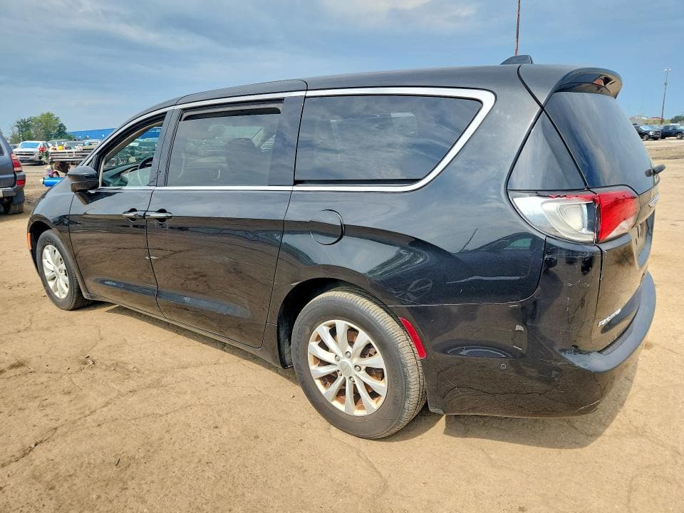 2019 CHRYSLER PACIFICA TOURING PLUS 2