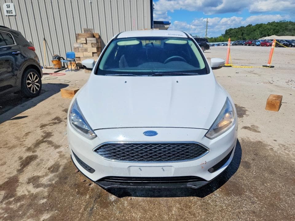 2017 FORD FOCUS SE 5