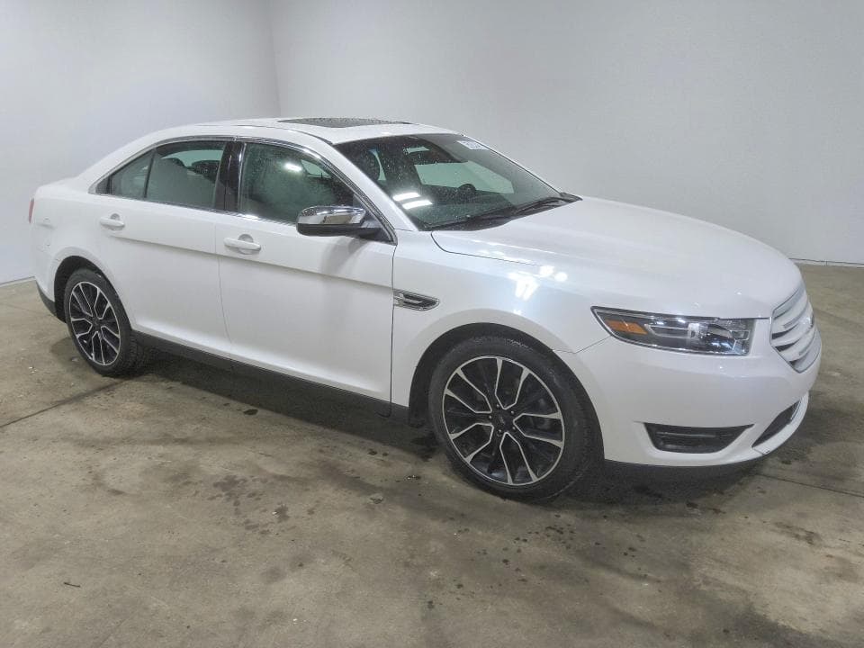 2018 FORD TAURUS LIMITED 4