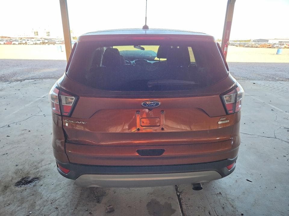 2017 FORD ESCAPE SE 6