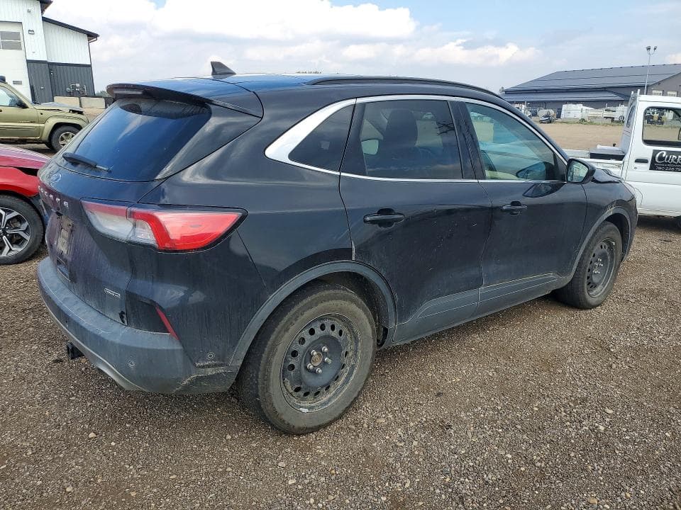 2021 FORD ESCAPE TITANIUM 3