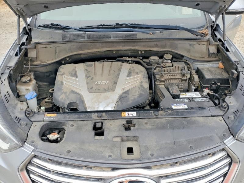 2018 HYUNDAI SANTA FE SE 12