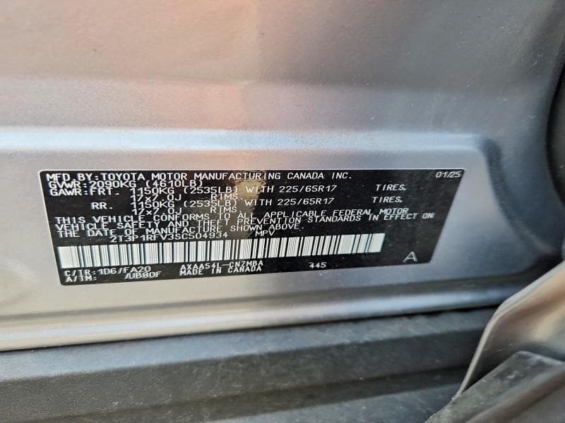 2025 TOYOTA RAV4 XLE 14