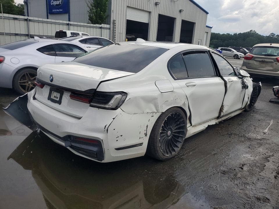 2022 BMW 750 XI 3