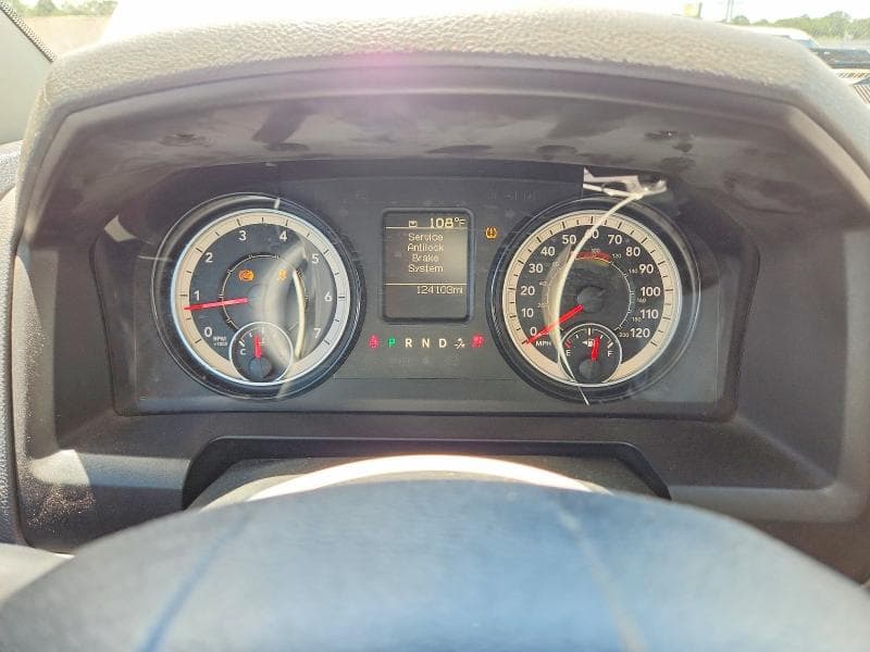2019 RAM 1500 CLASSIC TRADESMAN 9