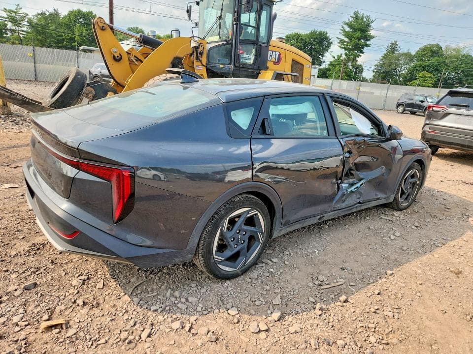 2025 KIA K4 EX 3