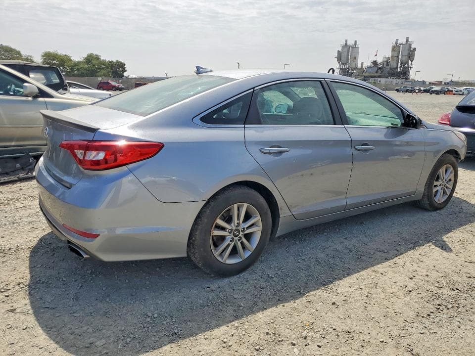 2017 HYUNDAI SONATA SE 3