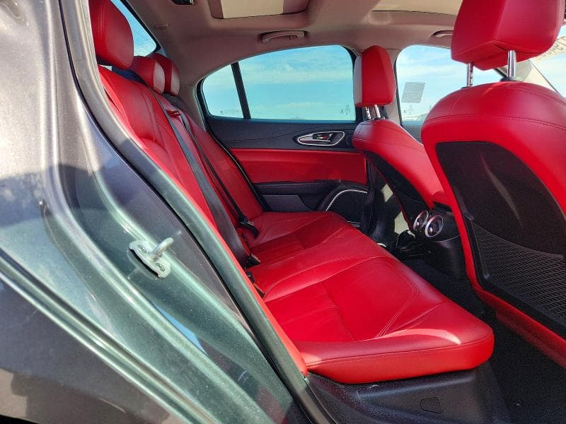 2019 ALFA ROMEO GIULIA 10