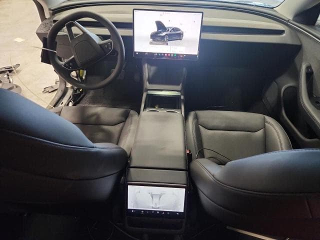 2026 TESLA MODEL 3 8
