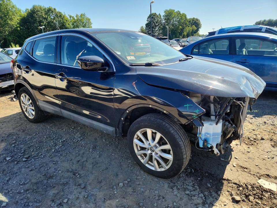 2020 NISSAN ROGUE SPORT S 4