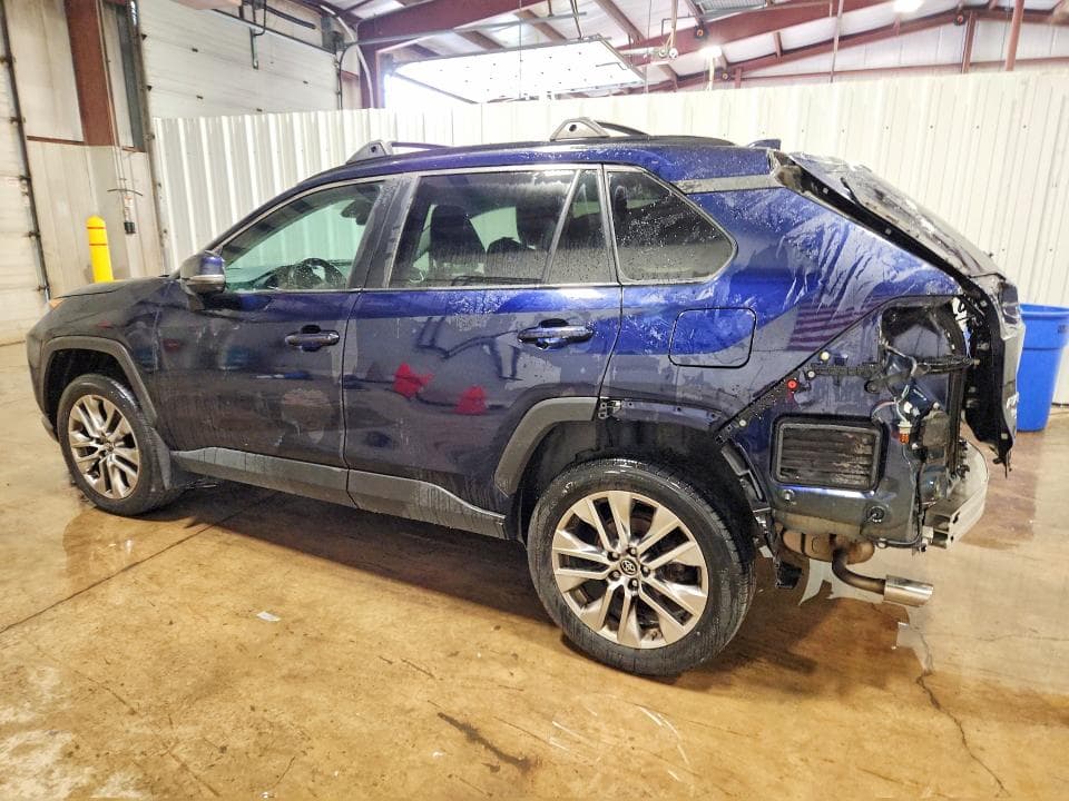 2019 TOYOTA RAV4 XLE PREMIUM 2