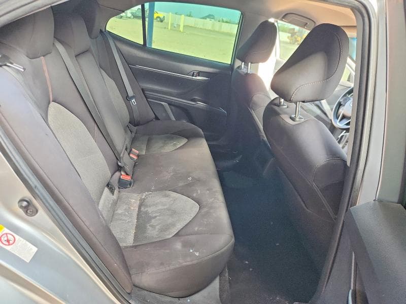 2019 TOYOTA CAMRY LE 10