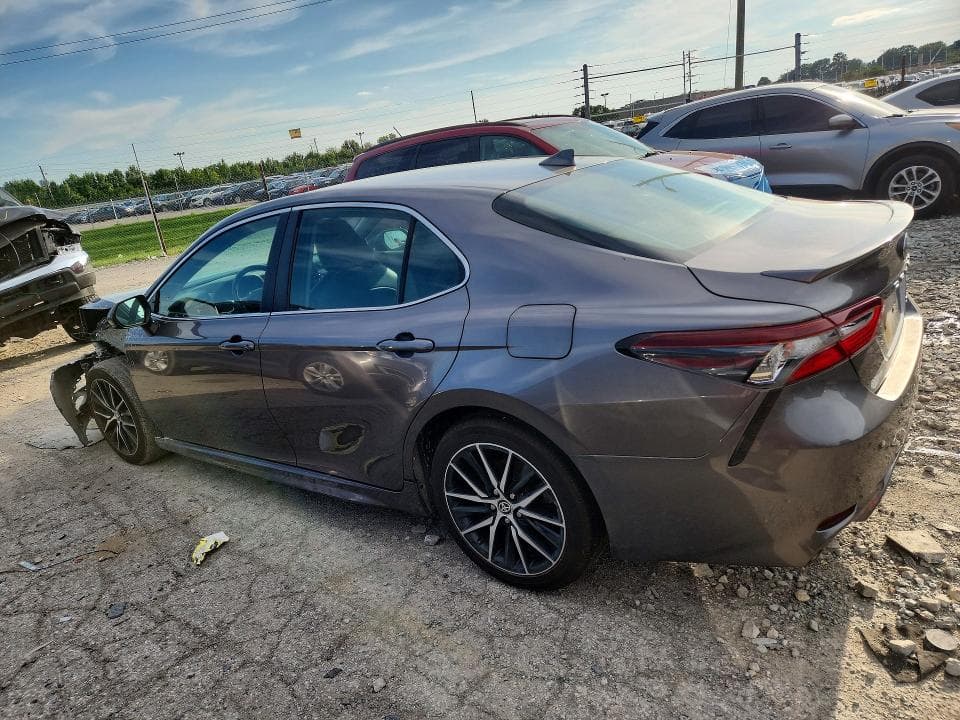 2021 TOYOTA CAMRY 2