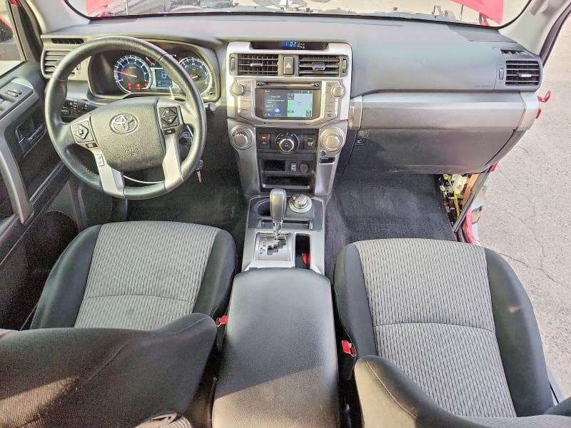2019 TOYOTA 4RUNNER SR5 8