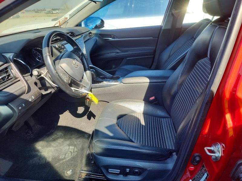 2020 TOYOTA CAMRY SE 7