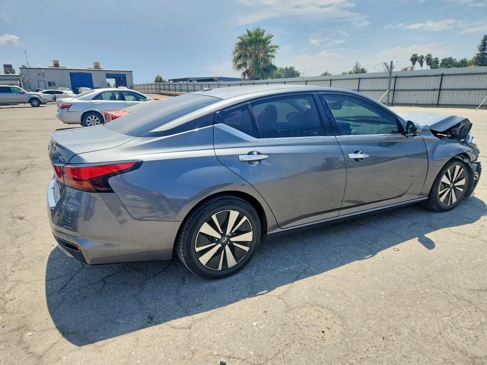 2019 NISSAN ALTIMA SL 3