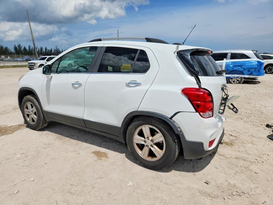 2018 CHEVROLET TRAX 1LT 2