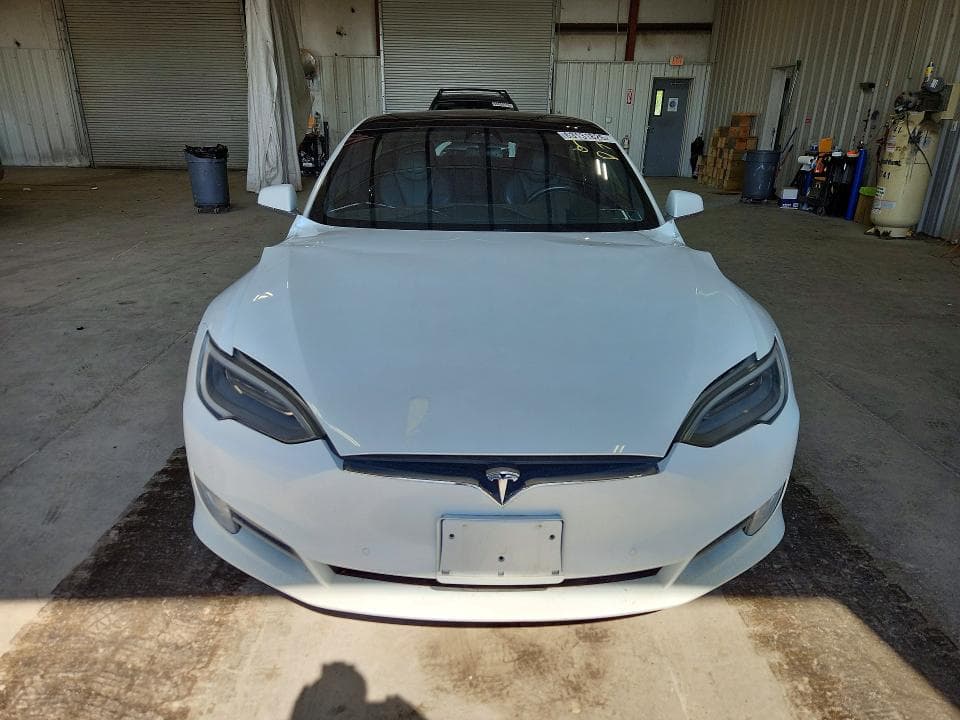 2020 TESLA MODEL S 5