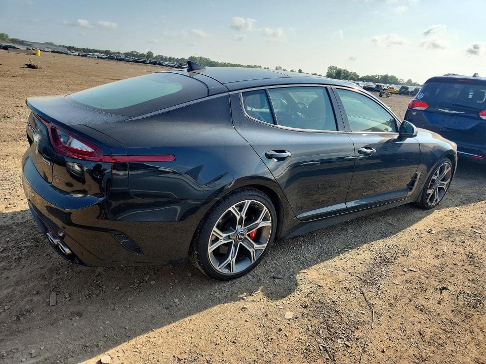 2020 KIA STINGER GT2 3