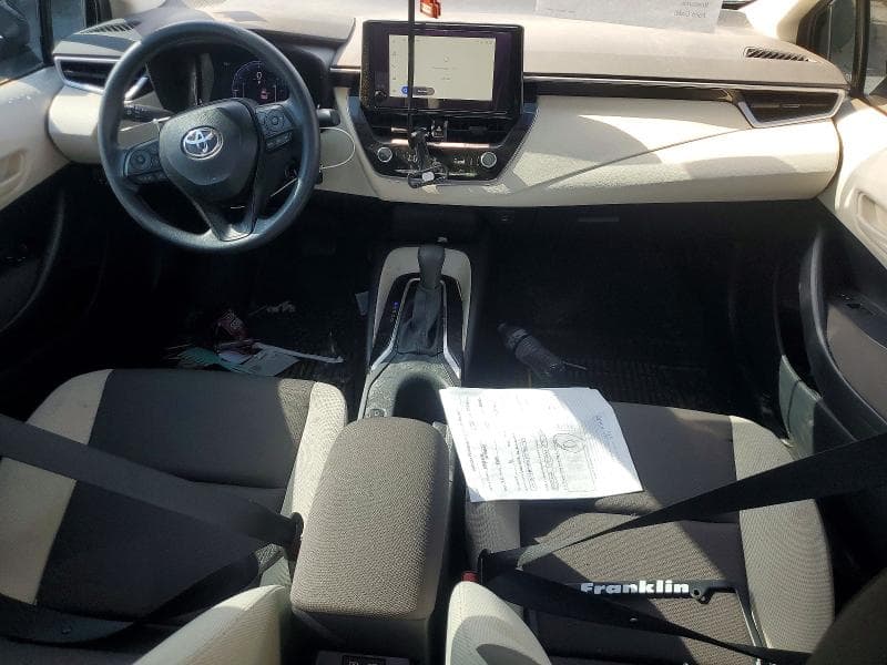 2026 TOYOTA COROLLA LE 8