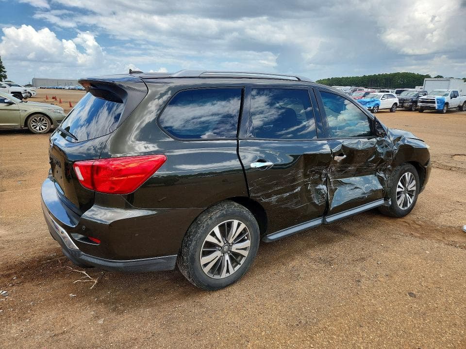 2017 NISSAN PATHFINDER SV 3