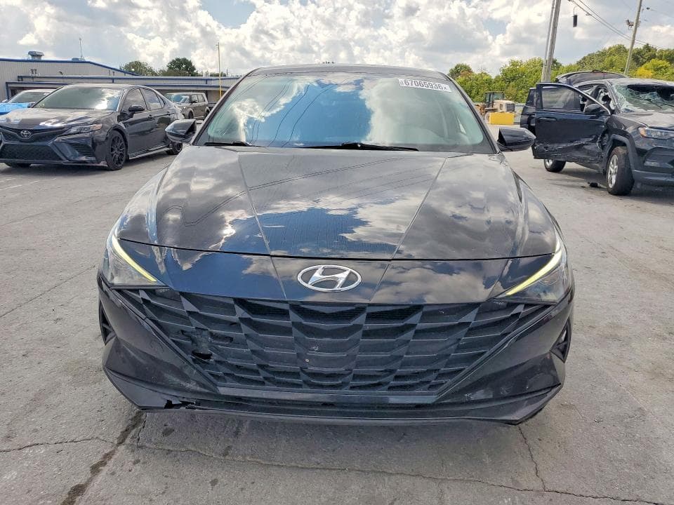 2022 HYUNDAI ELANTRA SEL 5
