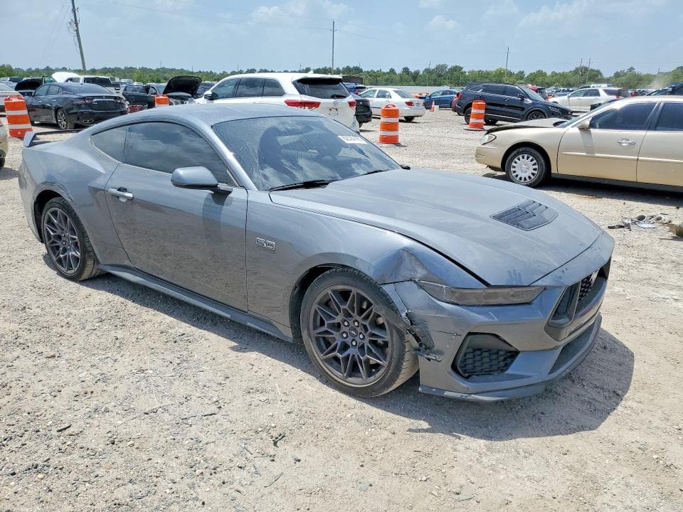 2025 FORD MUSTANG GT 4