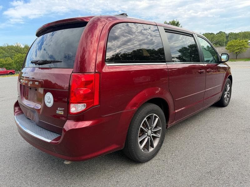 2017 DODGE GRAND CARAVAN SXT 4
