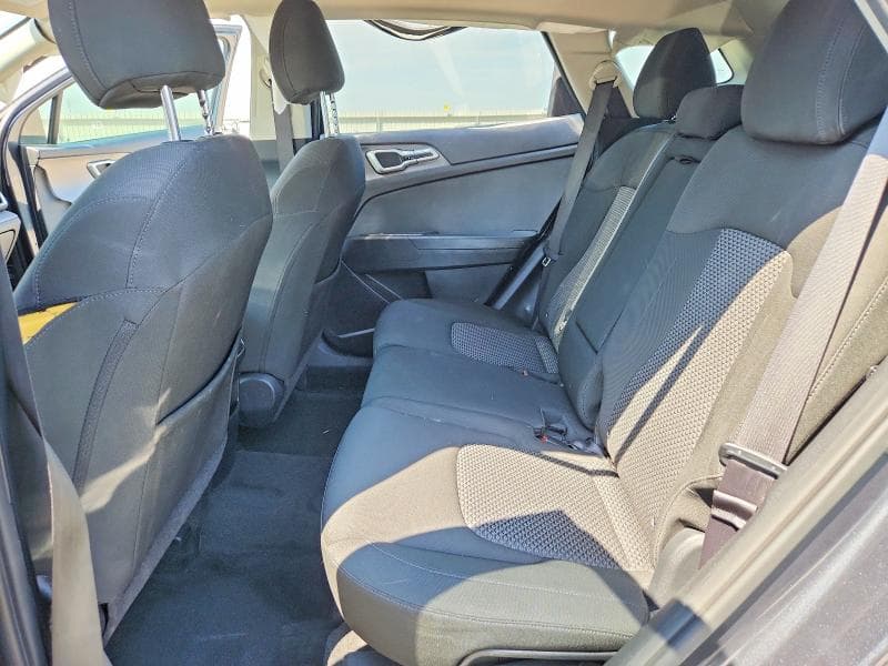 2023 KIA SPORTAGE LX 11