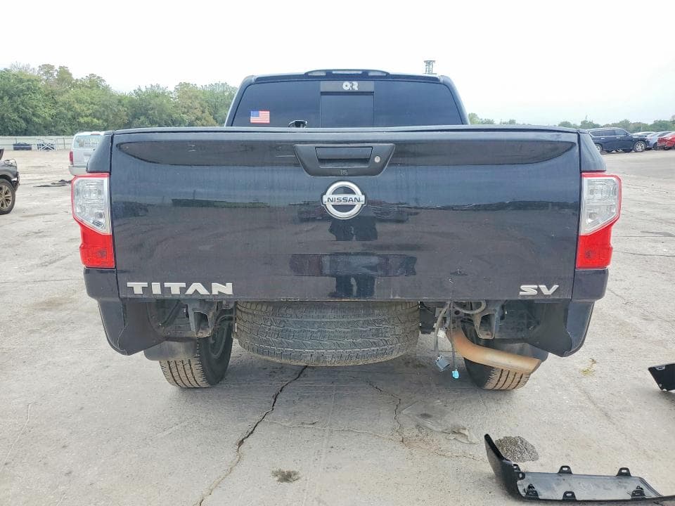 2021 NISSAN TITAN S 6