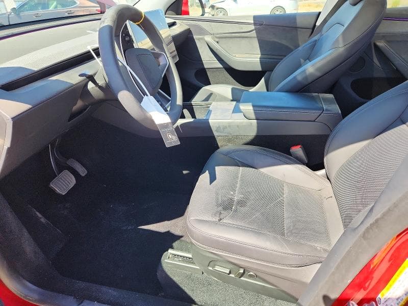 2026 TESLA MODEL Y 7