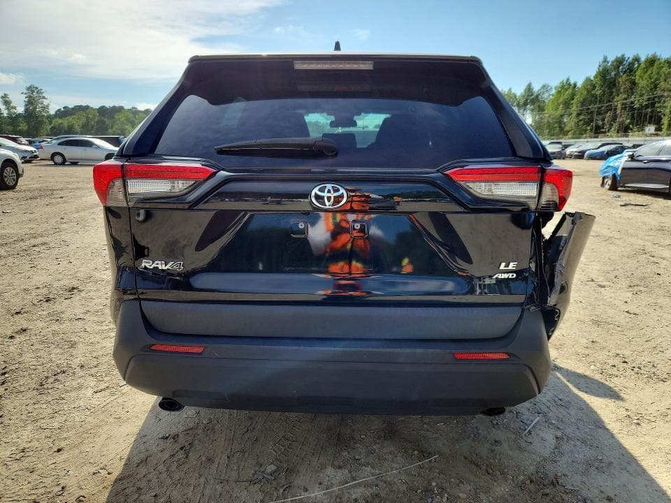 2022 TOYOTA RAV4 LE 6