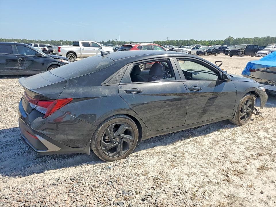 2026 HYUNDAI ELANTRA SEL SPORT 3