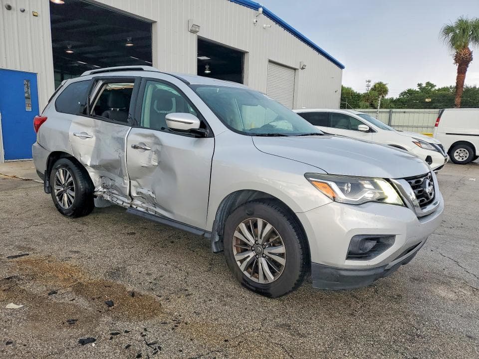 2018 NISSAN PATHFINDER S 4