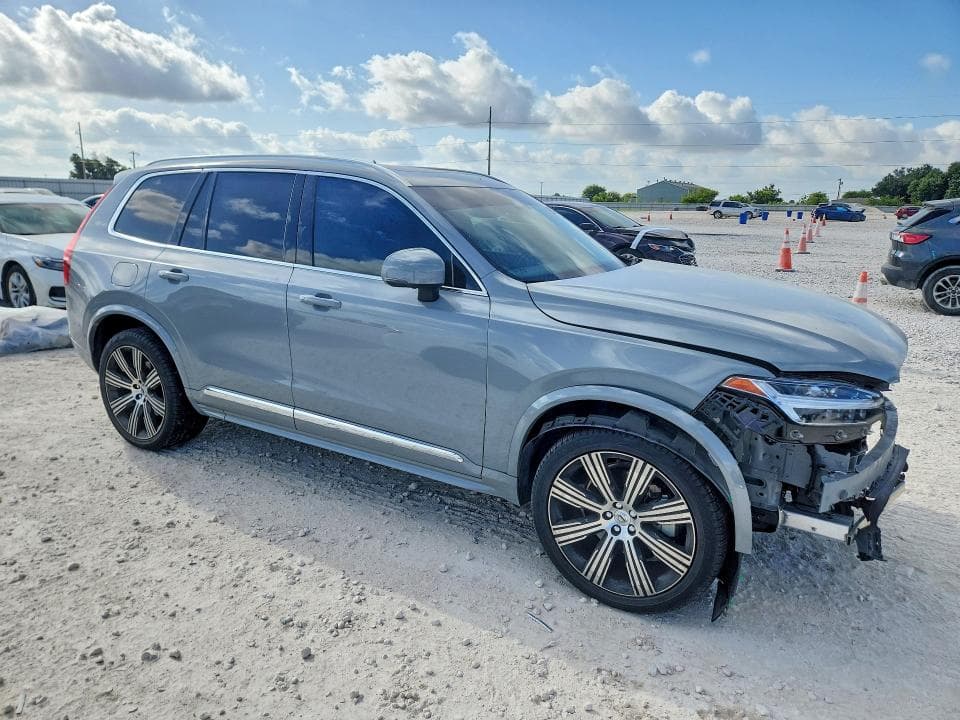 2024 VOLVO XC90 PLUS 4