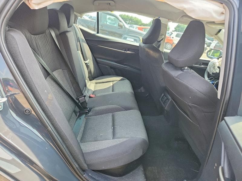 2025 TOYOTA CAMRY LE 10