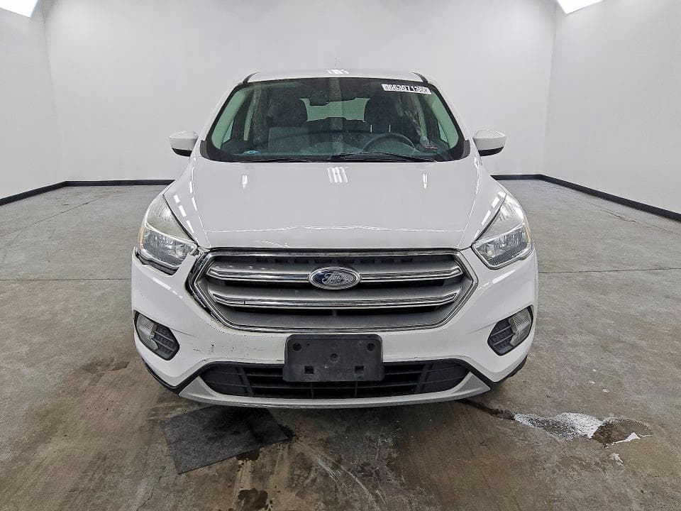 2017 FORD ESCAPE SE 5
