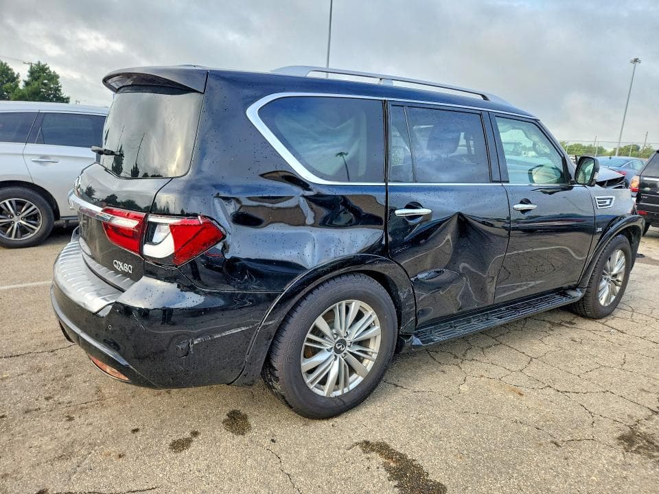 2018 INFINITI QX80 BASE 3