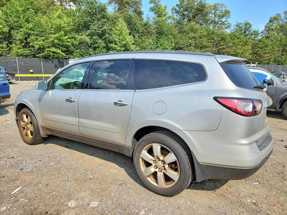 2017 CHEVROLET TRAVERSE LT 2