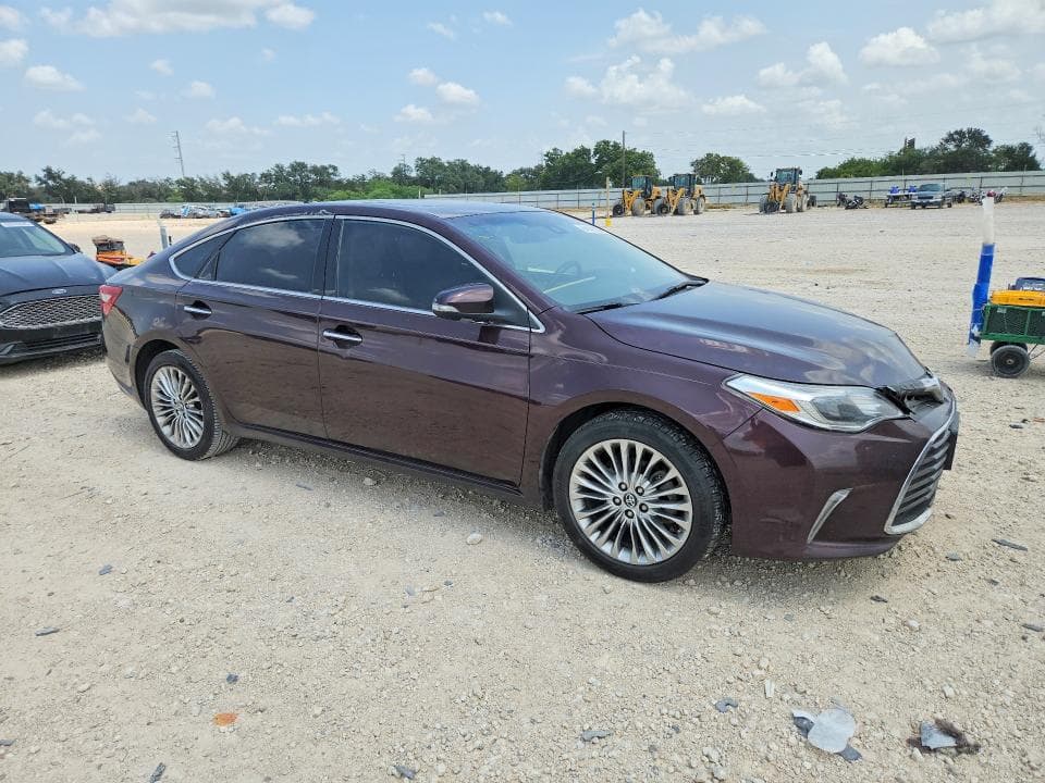 2018 TOYOTA AVALON LIMITED 4